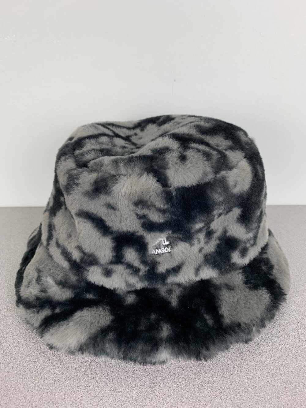 Kangol Faux Fur Tie Dye Bucket Hat Black Medium NWT